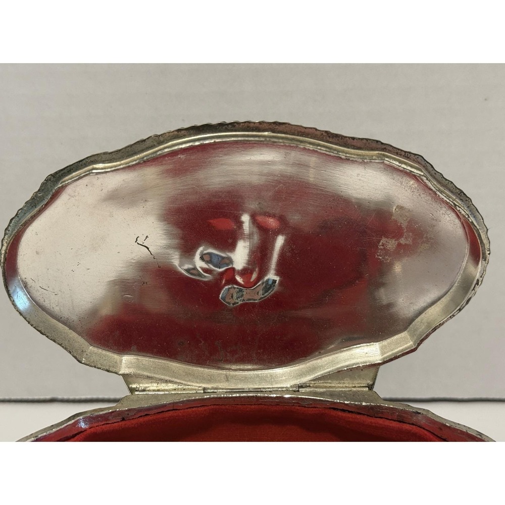 Vintage Silver Tone Oval Footed Jewelry Trinket  Box Courting Couple Victorian - Picture 7 of 16